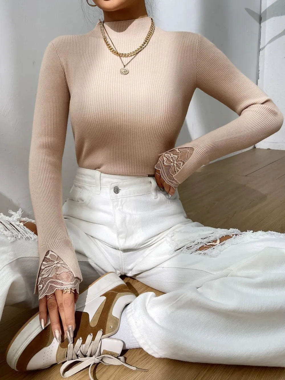 Balbina | Suéter Lace Detail Cuello Cisne Manga Larga