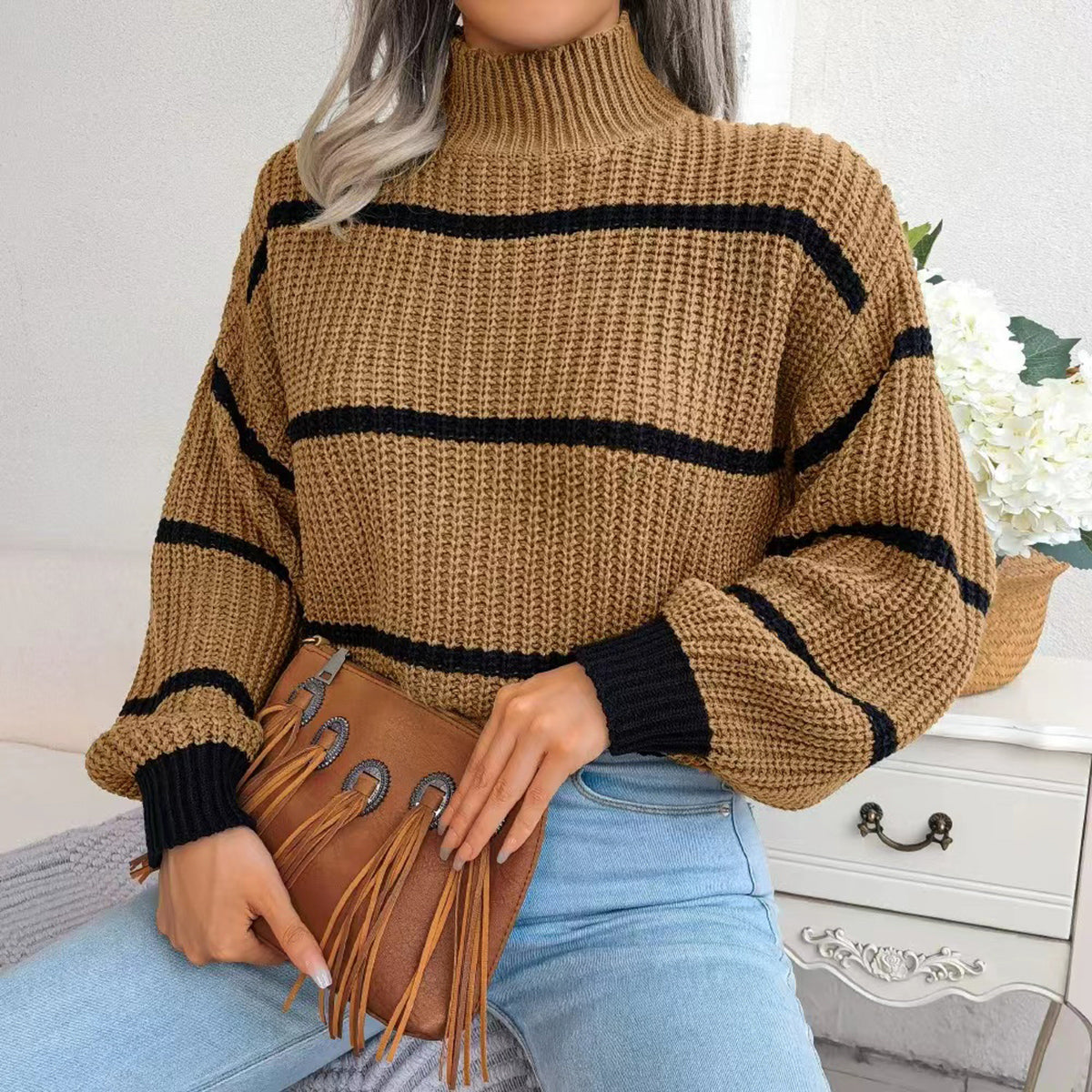 Elinor | Suéter Rayas Cuello Cisne Hombros Caídos