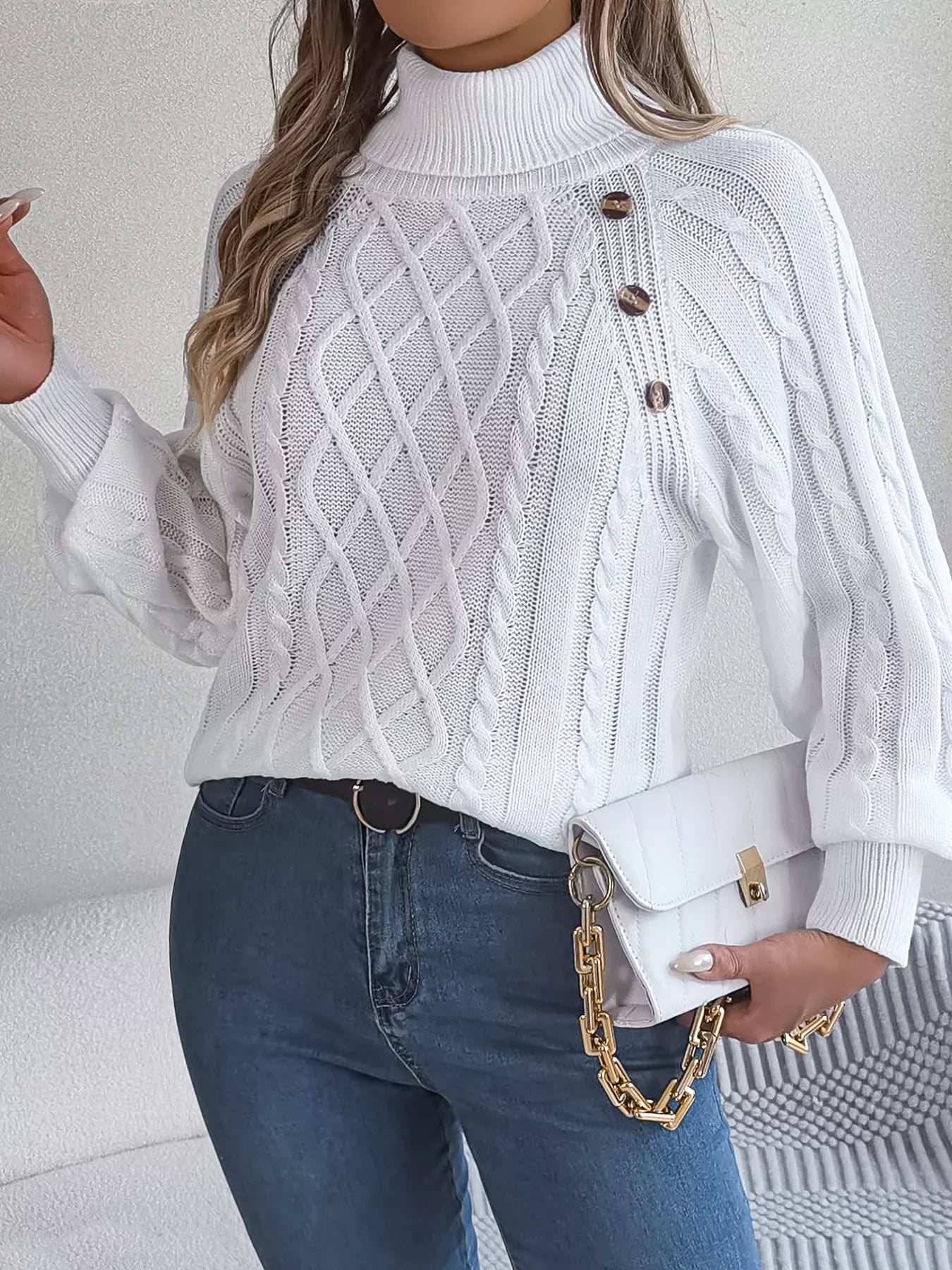Albina | Suéter Tejido Trenzado Cuello Alto Manga Larga