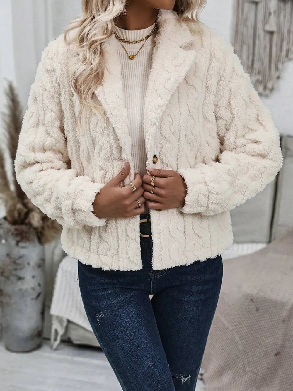 Adriana | Chaqueta Cuello Estructurado - Crema