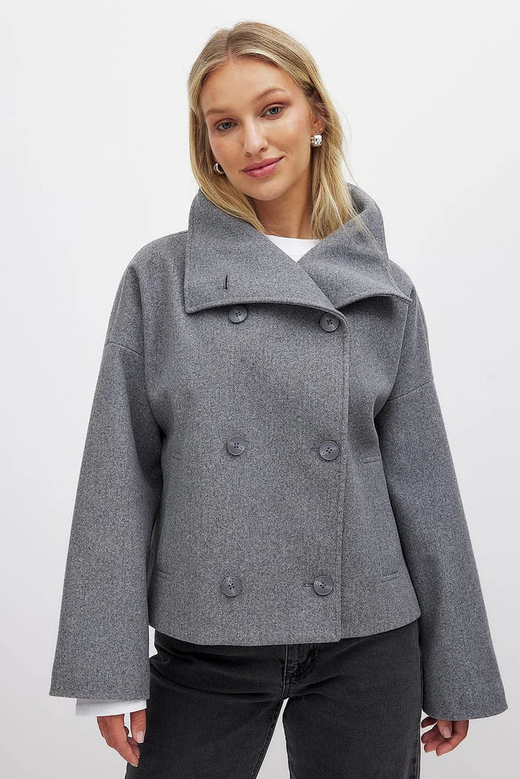 Valentina | Chaqueta Corta Minimal Elegance