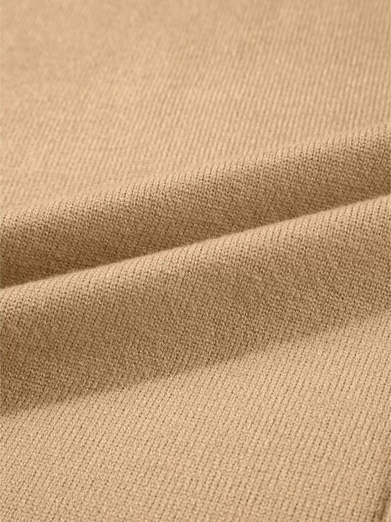 Amada | Suéter Center Seam Hombros Caídos Pullover Solid