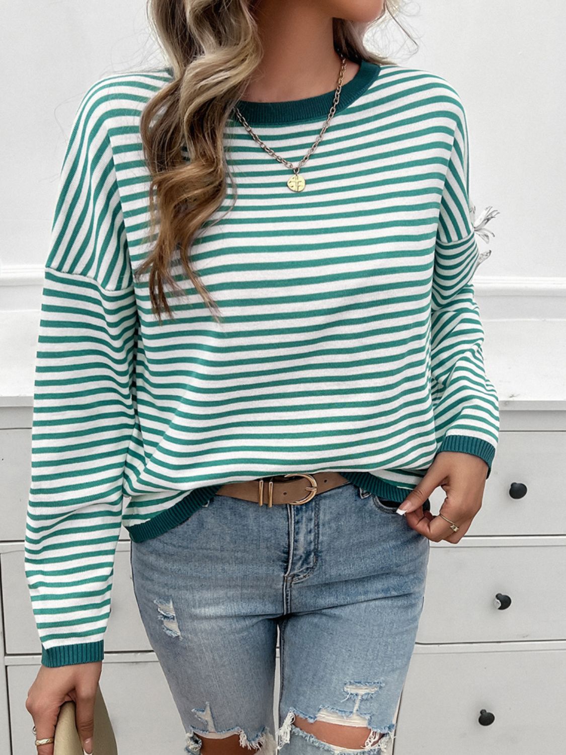 Asunción | Suéter Devine Rayas Cuello Redondo Hombros Caídos