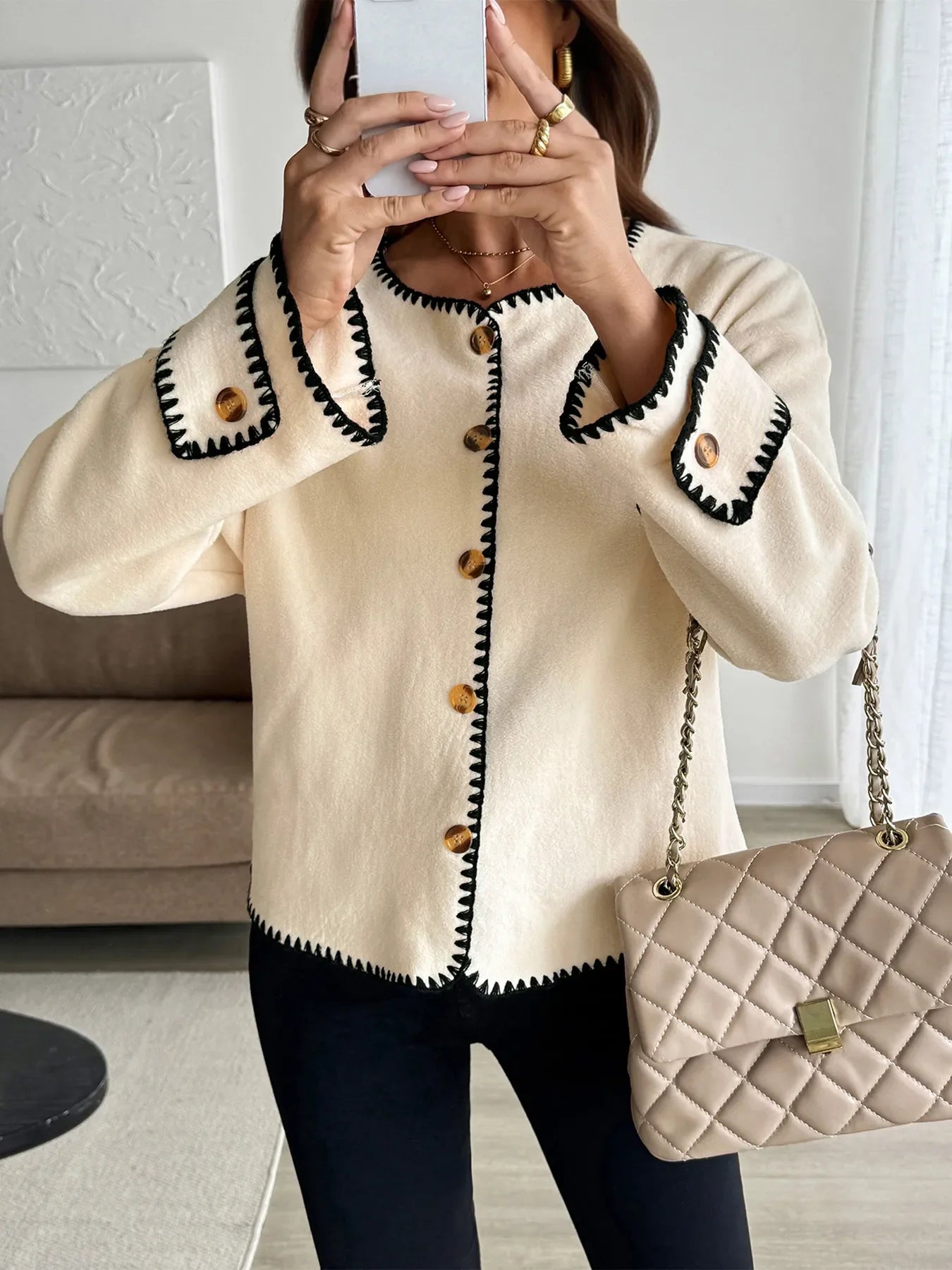 Ángela | Chaqueta Botonera Chic - Beige