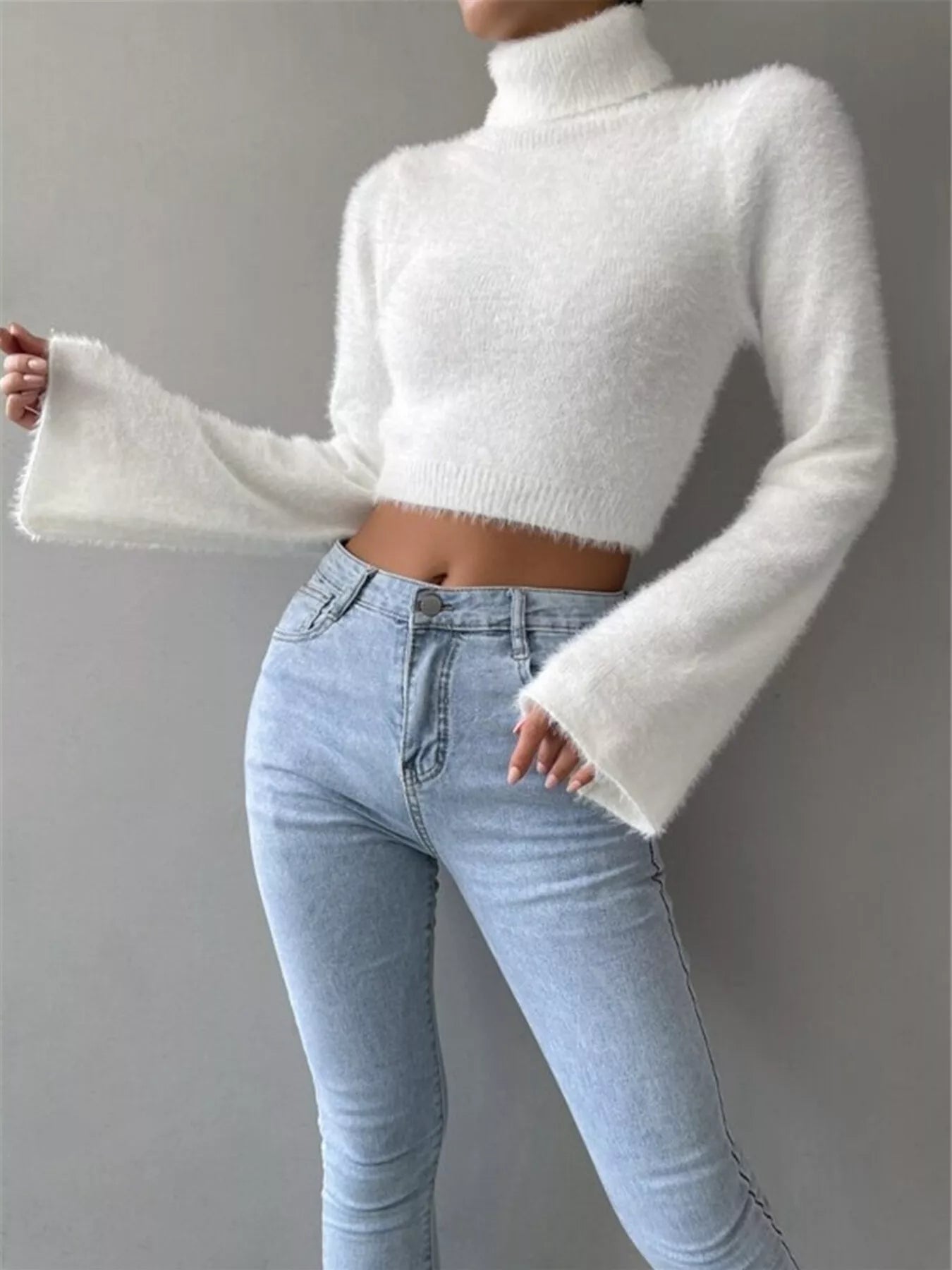 Ernestina | Suéter Cuello Alto Flare