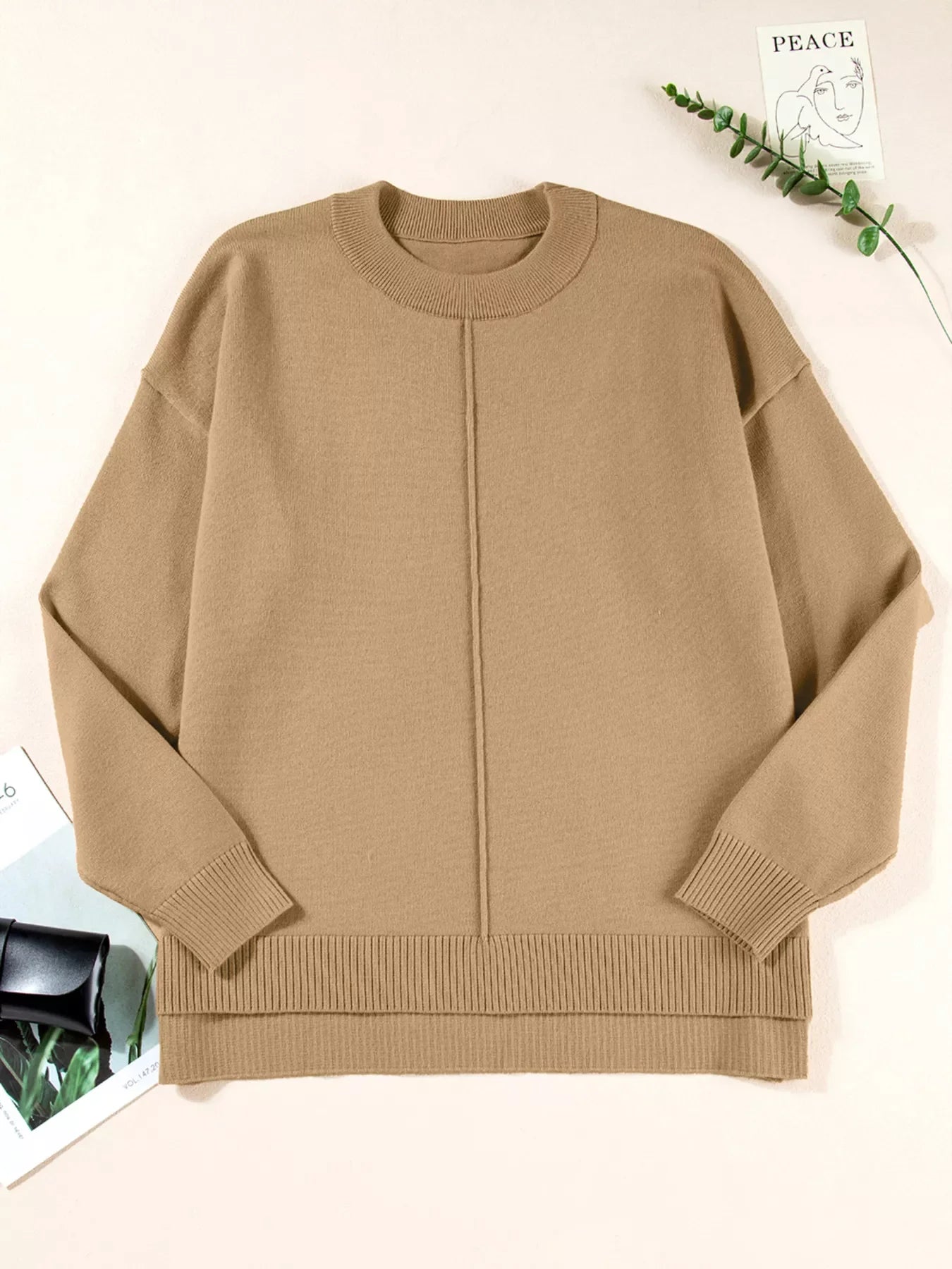 Amada | Suéter Center Seam Hombros Caídos Pullover Solid