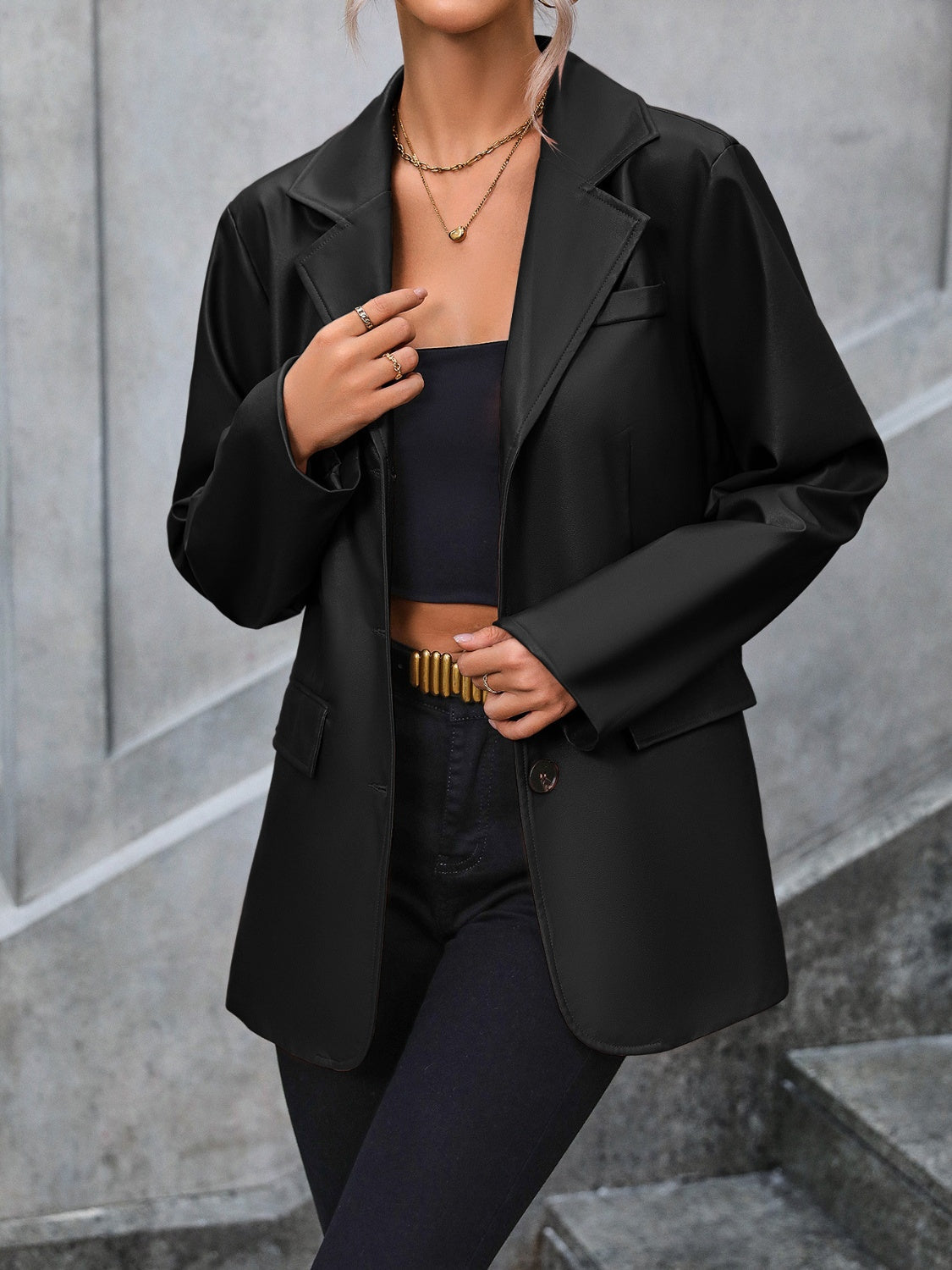 Ariana | Blazer con Bolsillos y Botones