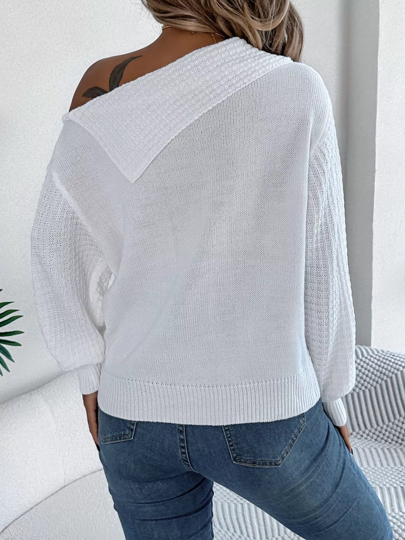 Betty | Suéter Hombro Descubierto Tejido Trenzado