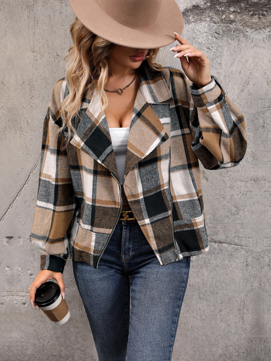 Catalina | Chaqueta Tartán Elegante - Camello
