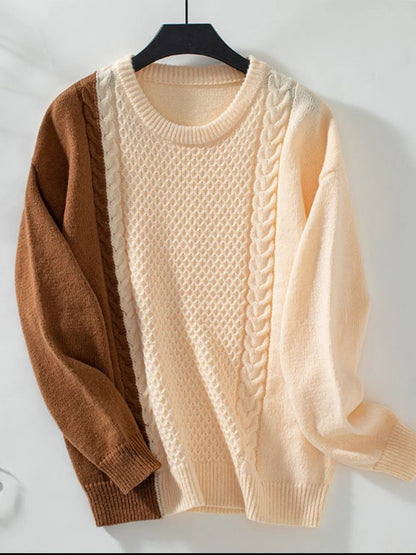 Eugenia | Suéter Two Tone Tejido Trenzado Cuello Redondo Manga Larga