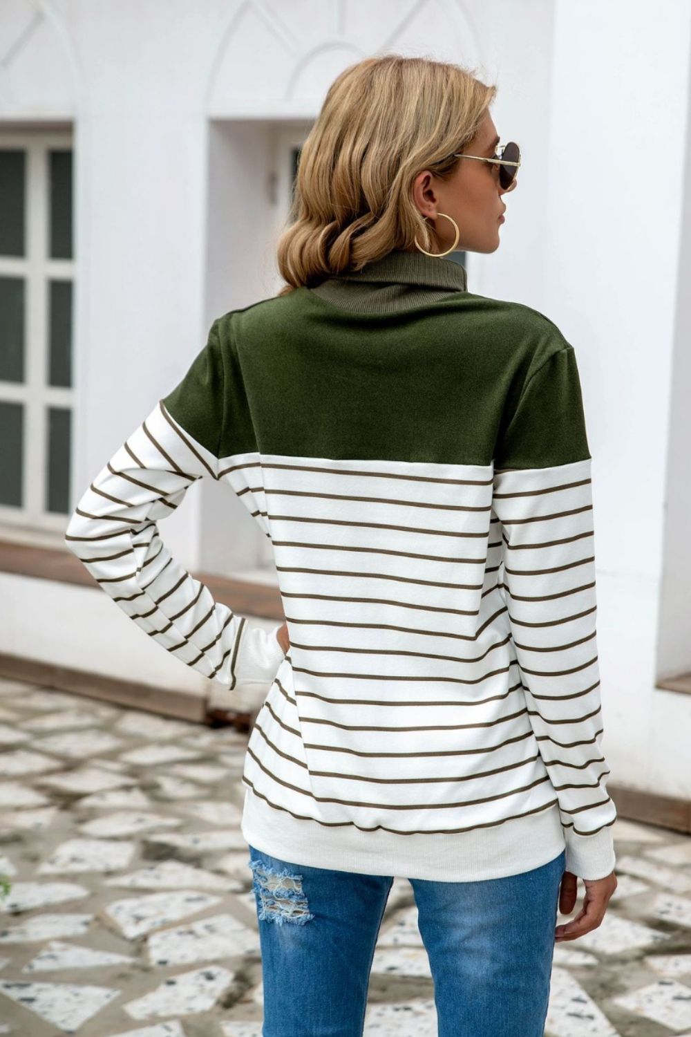 Egeria | Suéter Rayas Con Contraste Cuello Alto