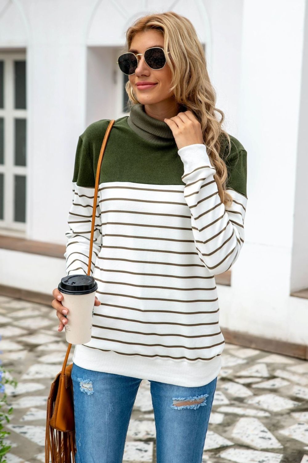 Egeria | Suéter Rayas Con Contraste Cuello Alto