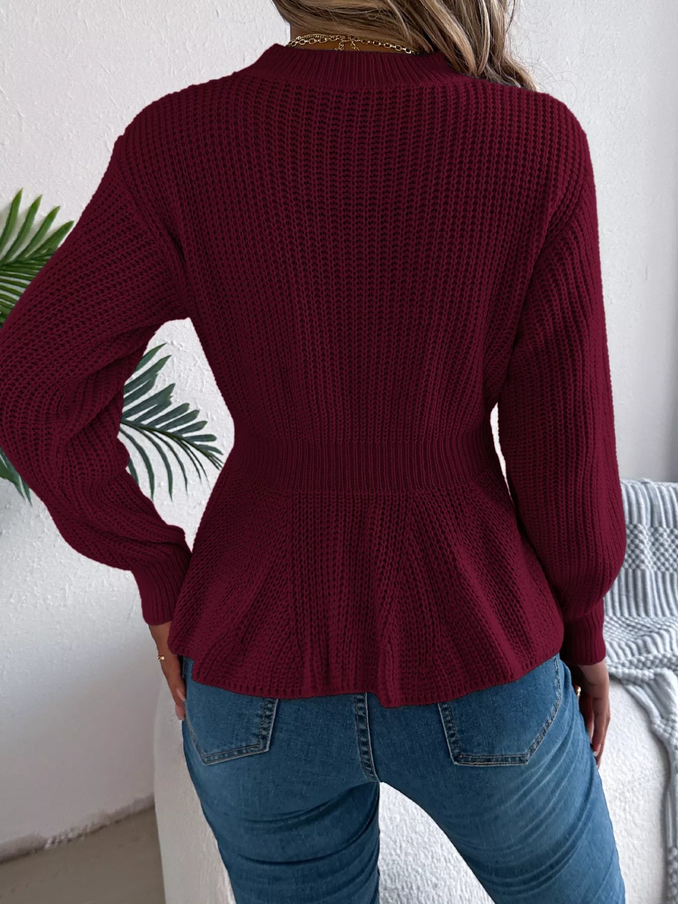 Alara | Suéter Tejido Trenzado Cuello Redondo Peplum