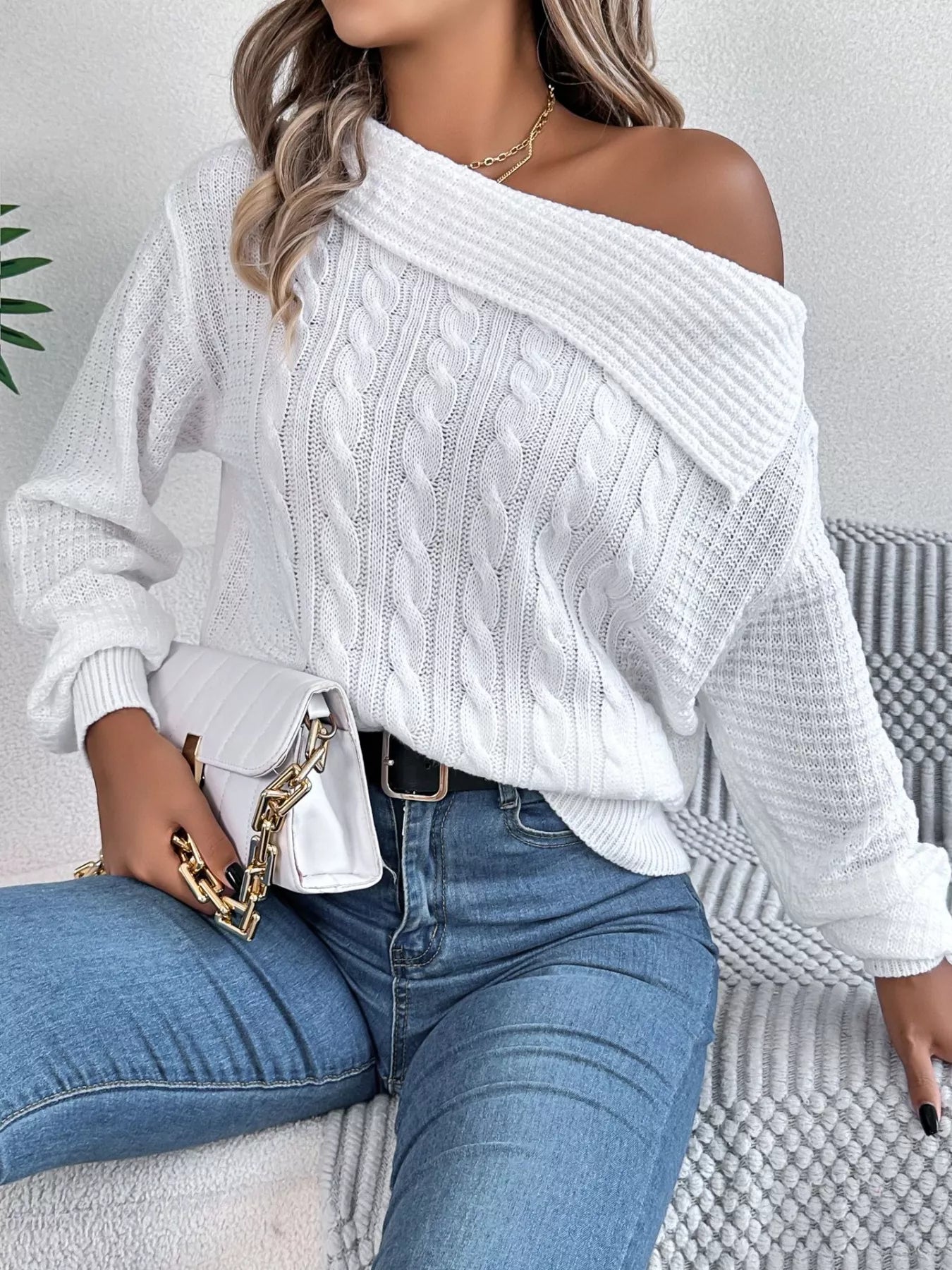 Betty | Suéter Hombro Descubierto Tejido Trenzado