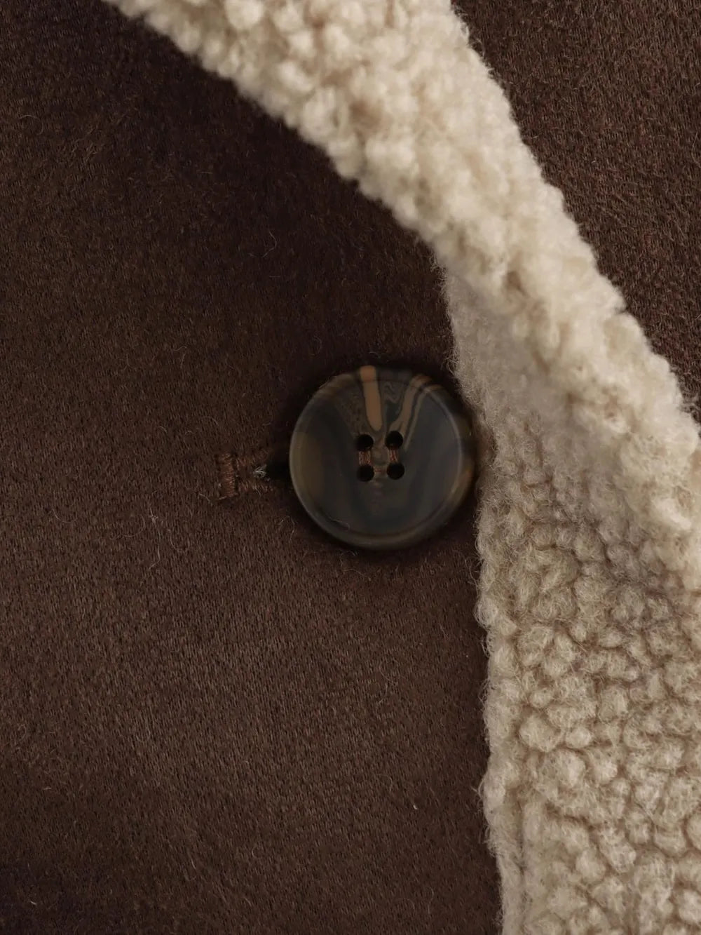 Consuelo | Chaqueta Cuello Estructurado - Ocre