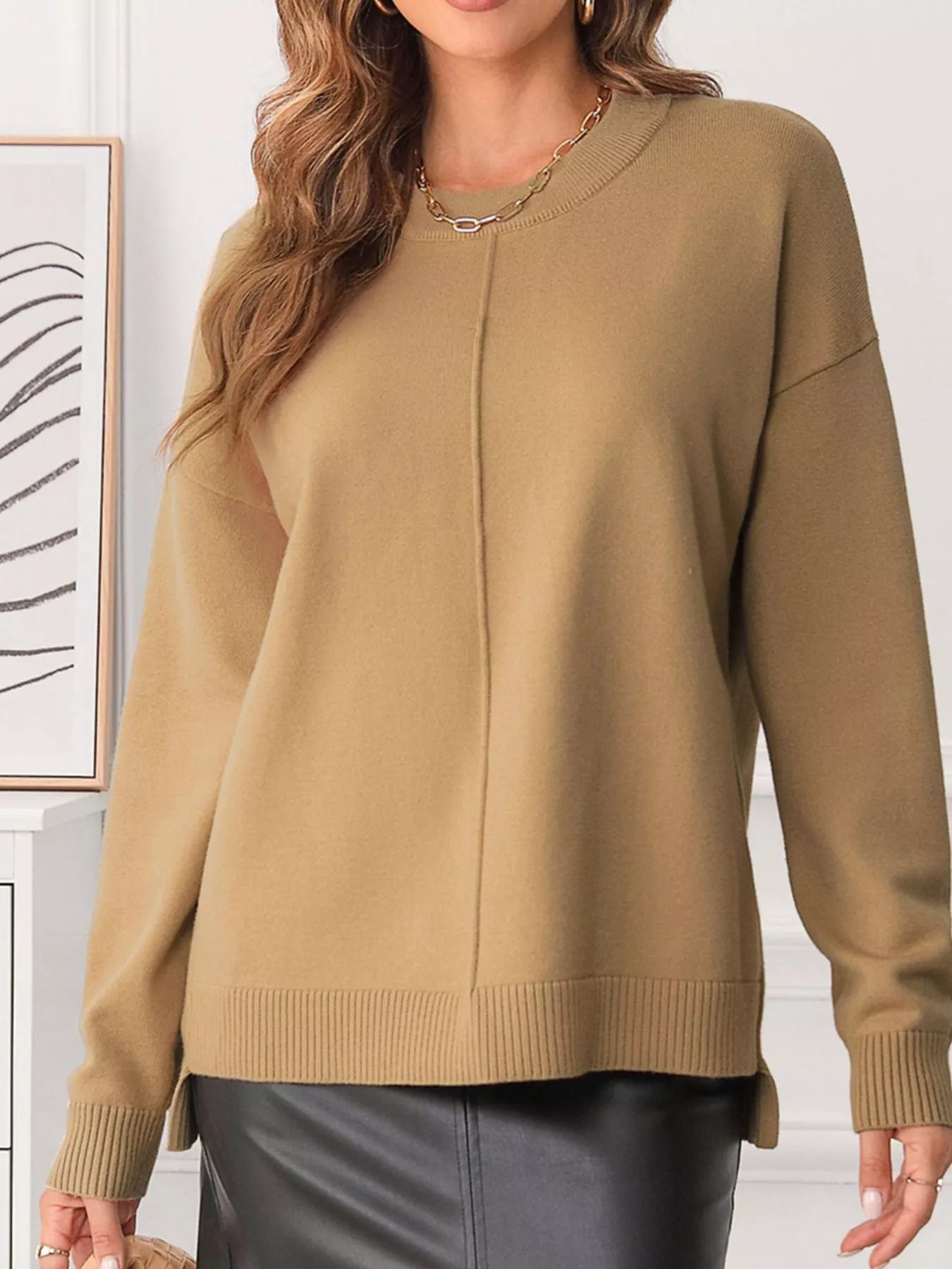 Amada | Suéter Center Seam Hombros Caídos Pullover Solid