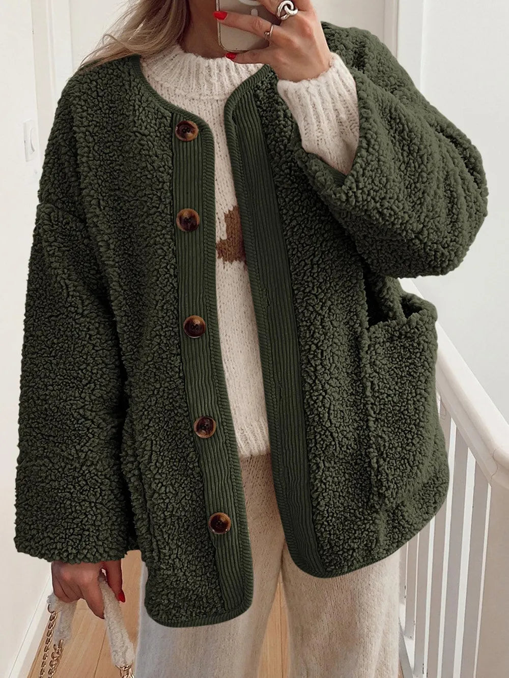 Regina | Chaqueta Sherpa Suave - Negro Forest
