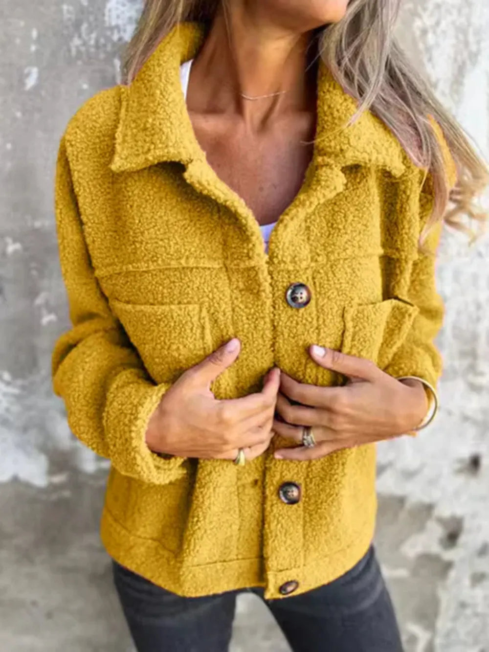 Victoria | Chaqueta Botonera Chic - Gum Leaf